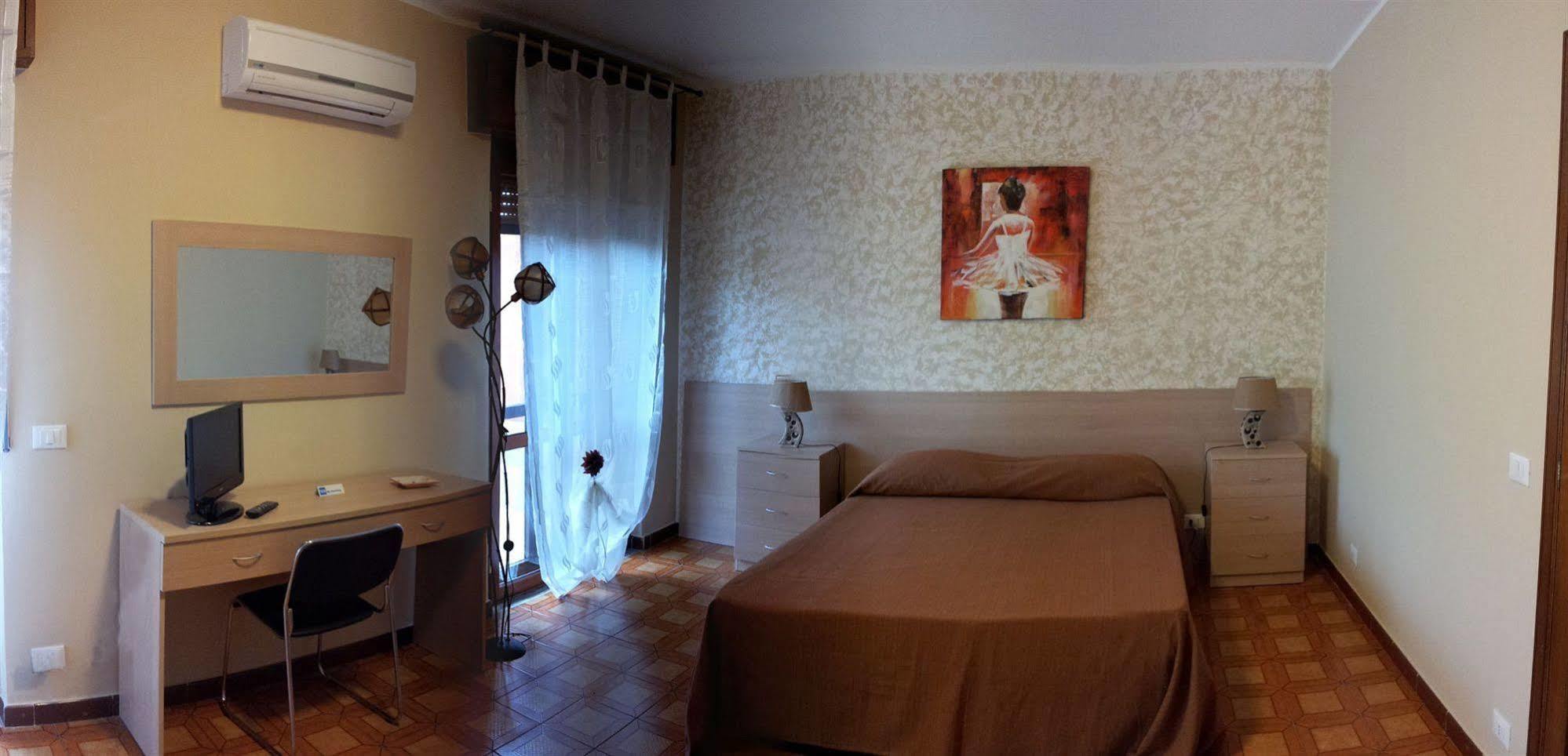 Cassiodoro Rooms Affittacamere Catanzaro Buitenkant foto